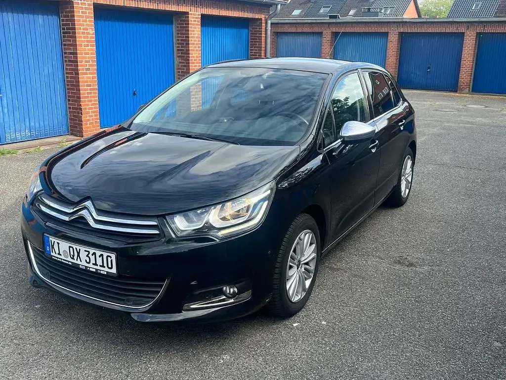 Gebraucht Citroën C4 Start 120 PS (88 kW) 2016 Schwarz Limousine