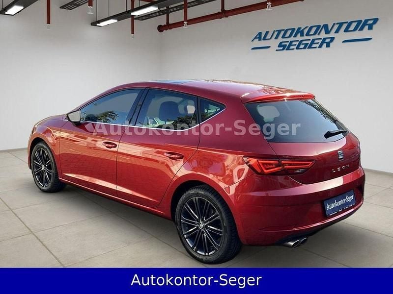 Gebraucht Seat Leon XCELLENCE 131 PS (96 kW) 2020 Rot Limousine