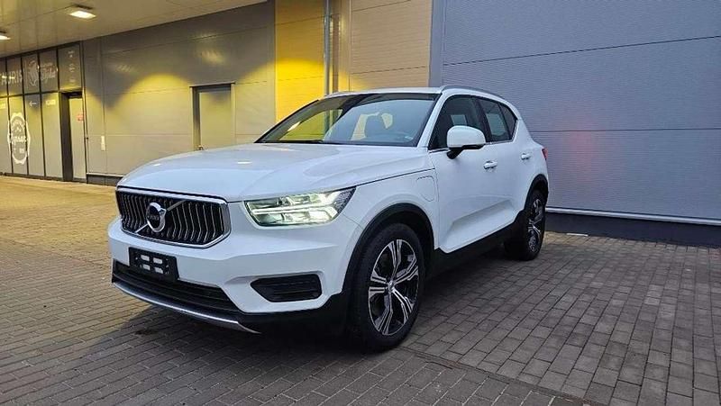 Gebraucht Volvo XC40 Inscription 129 PS (94 kW) 2021 Weiß SUV