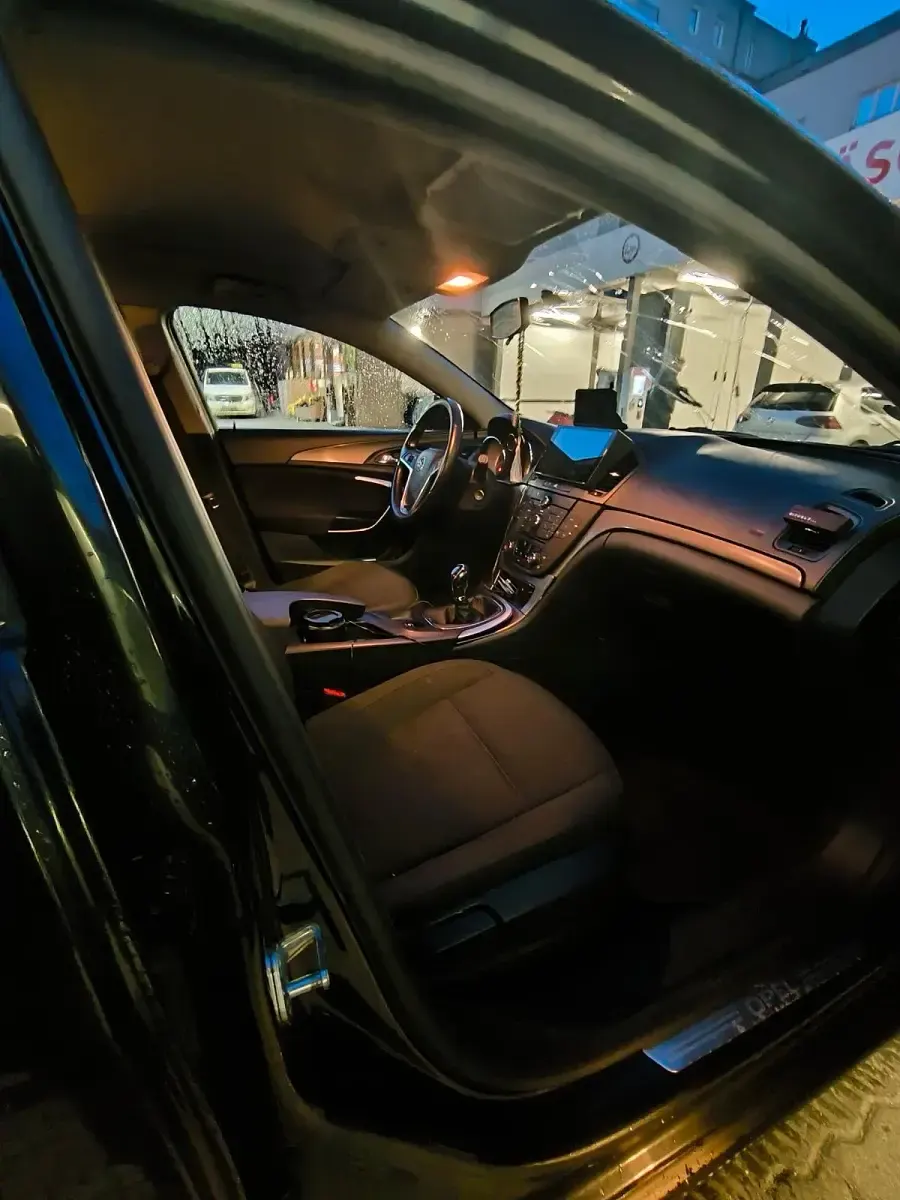 Gebraucht Opel Insignia 2010 Schwarz Kombi