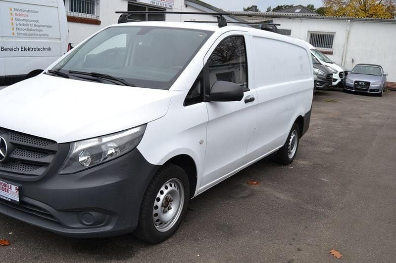 Gebraucht Mercedes Vito 88 PS (64 kW) 2015 Weiß Van