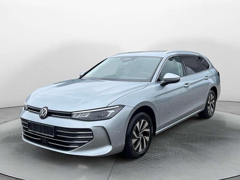 Gebraucht VW Passat Business 150 PS (110 kW) 2025 Silberschwarz Kombi