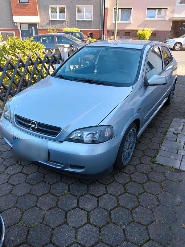 Gebraucht Opel Astra Selection 125 PS (91 kW) 2002 Silber Limousine