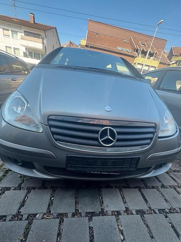 Gebraucht Mercedes A150 190 PS (139 kW) 2008 Braun Kleinwagen