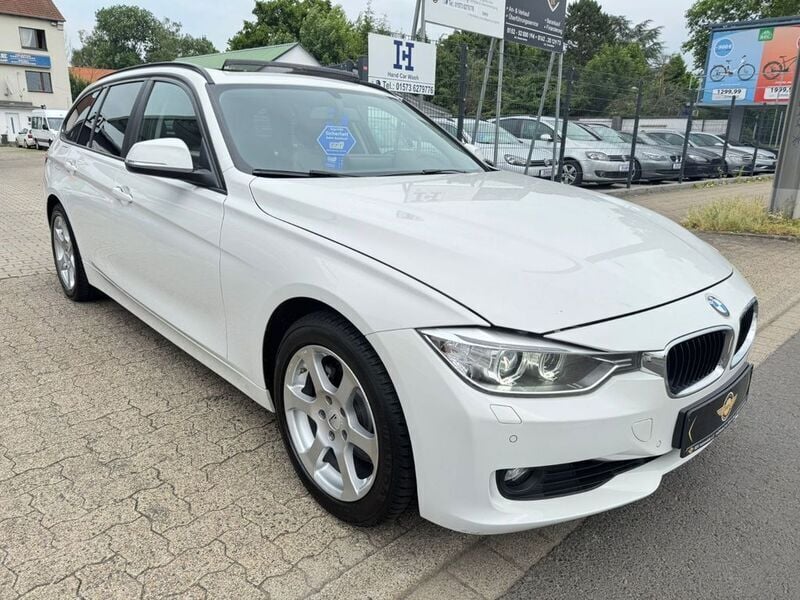 Weiß Gebraucht 2013 BMW 330 Sport Line Kombi | 14.999 € (Fairer Preis) - Bild 1/4