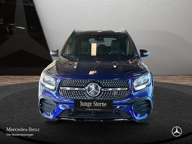 Blau Gebraucht 2021 Mercedes GLB200 AMG SUV | 32.590 € (Guter Preis) - Bild 1/4