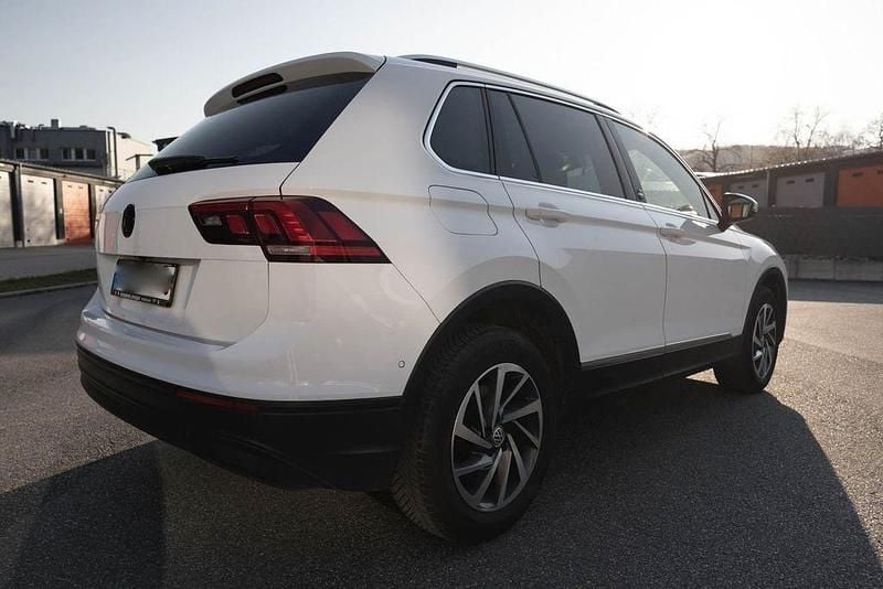 Gebraucht VW Tiguan Sound 150 PS (110 kW) 2017 Weiß SUV
