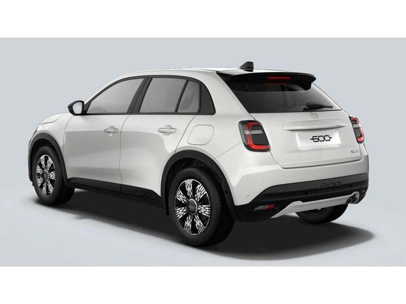 Gebraucht Fiat 600 Pop 145 PS (106 kW) 2025 Weiss SUV