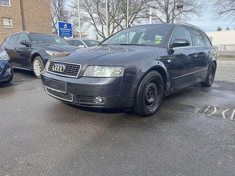 Schwarz Gebraucht 2004 Audi A4 Design Kombi | 1.899 € (Guter Preis) - Bild 1/4
