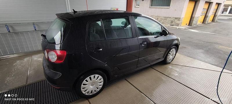 Gebraucht VW Golf Plus Cross 105 PS (77 kW) 2007 Schwarz Van / Kleinbus