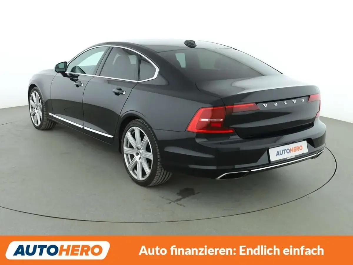 Gebraucht Volvo S90 Inscription 320 PS (235 kW) 2017 Onyx black Limousine