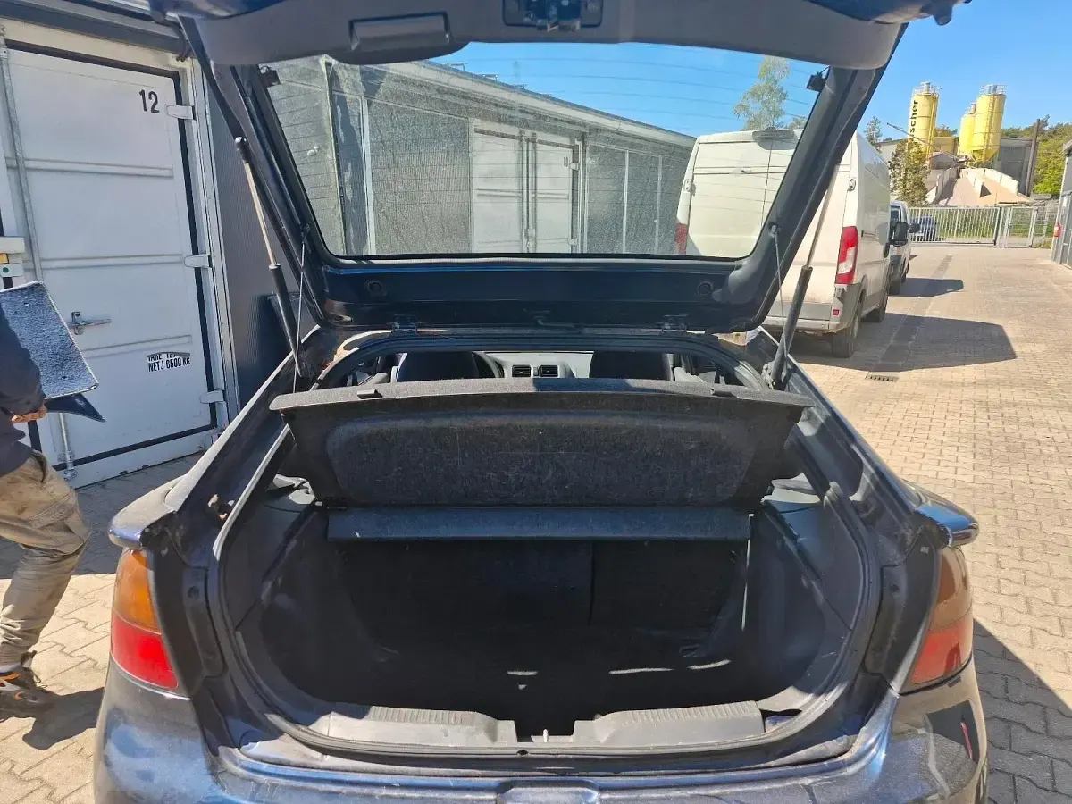 Gebraucht Mazda 323F 90 PS (66 kW) 1997 Blau Coupé