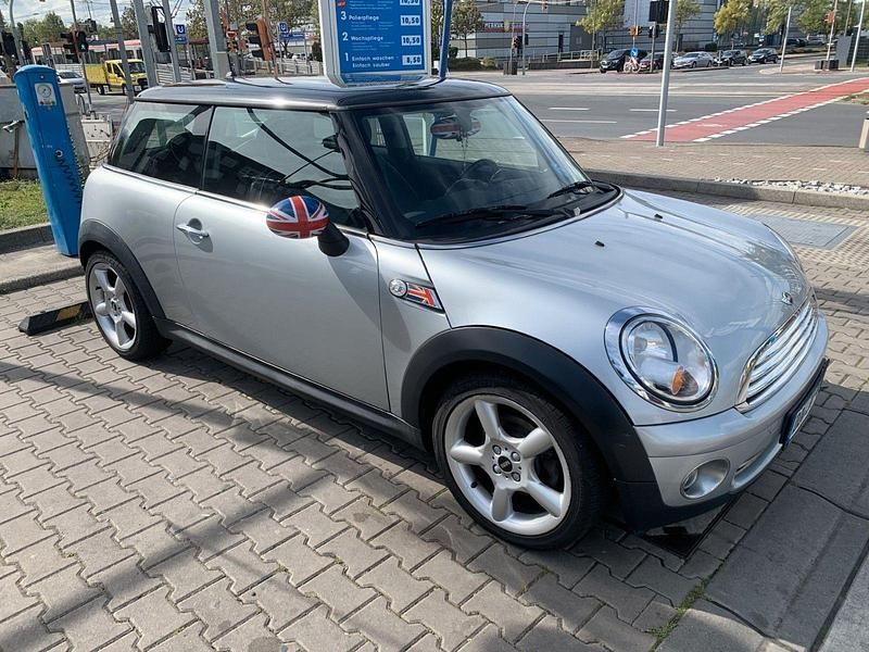 Usado Mini Cooper 120 HP (88 kW) 2007 Prateado Citadino