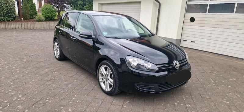 Schwarz Gebraucht 2009 VW Golf VI Comfortline Kleinwagen | 6.800 € (Etwas zu teuer) - Bild 1/4