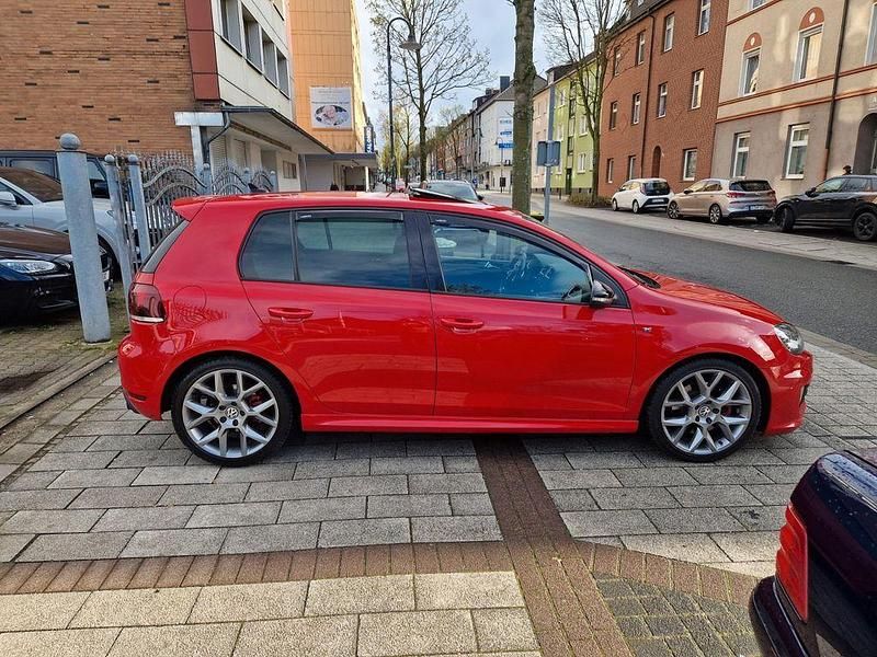 Gebraucht VW Golf VI Edition 235 PS (172 kW) 2011 Rot Kleinwagen
