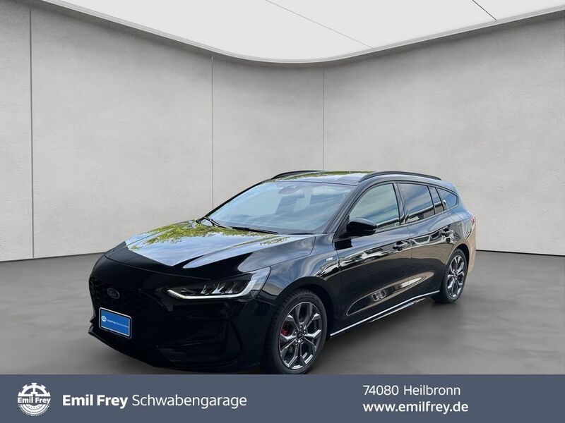 Agate black metallic Gebraucht 2023 Ford Focus ST-Line Kombi | 21.690 € (Guter Preis) - Bild 1/4