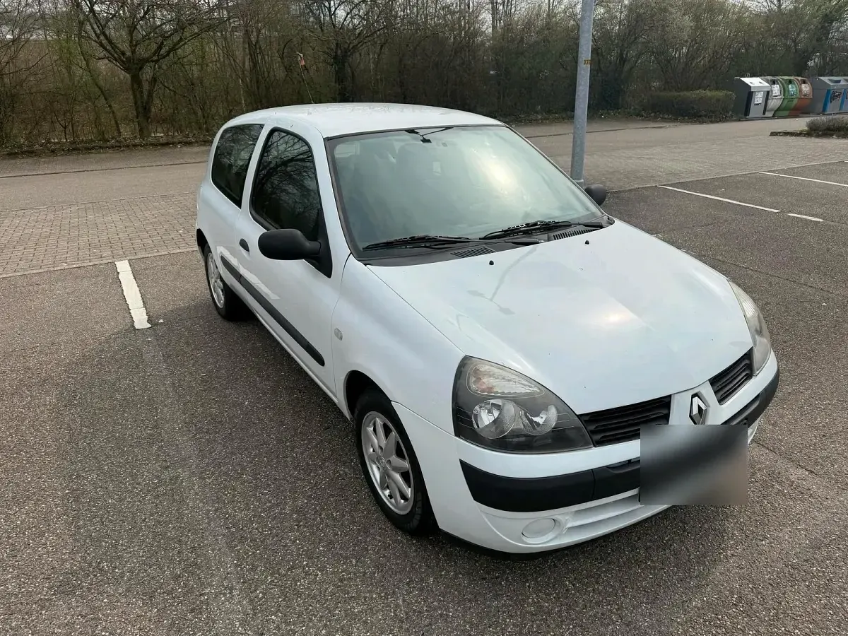 Gebraucht Renault Clio 55 PS (40 kW) 2009 Weiß Kleinwagen