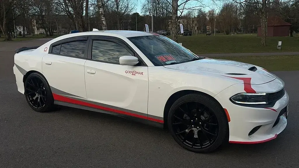 Gebraucht Dodge Charger SXT 296 PS (217 kW) 2015 Weiß Limousine