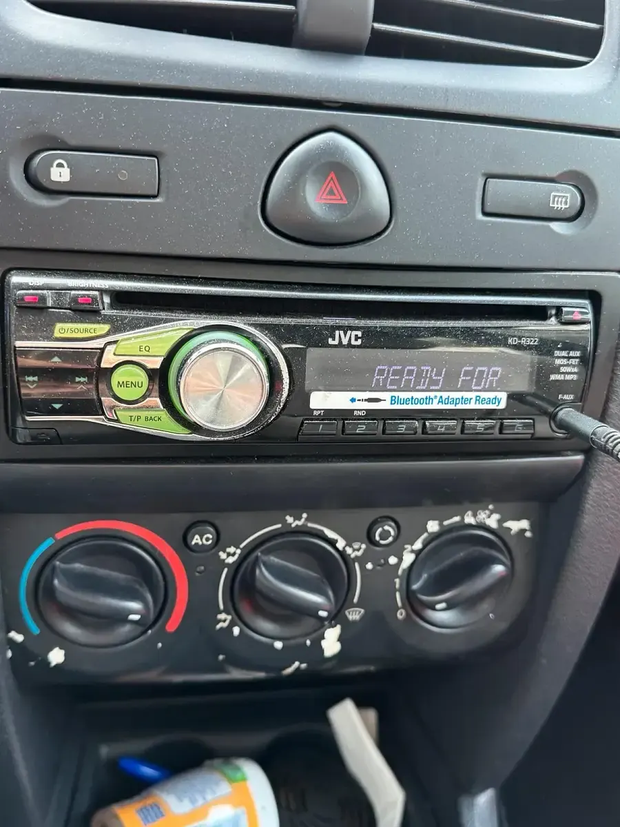 Gebraucht Renault Clio II 58 PS (42 kW) 2005 Schwarz Kleinwagen