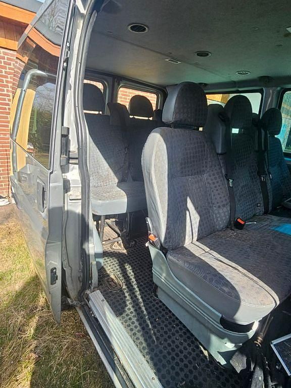 Gebraucht Ford Transit 110 PS (80 kW) 2005 Silber Van / Kleinbus