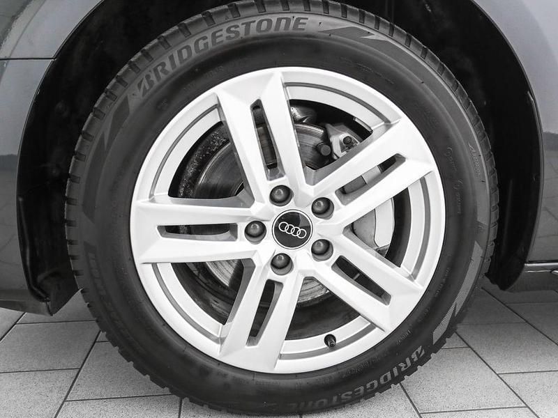 Gebraucht Audi A4 Advanced 204 PS (150 kW) 2022 Grau Kombi