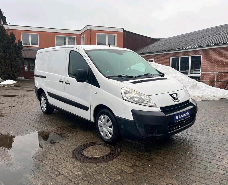 Gebraucht Peugeot Expert 120 PS (88 kW) 2008 Weiß Van