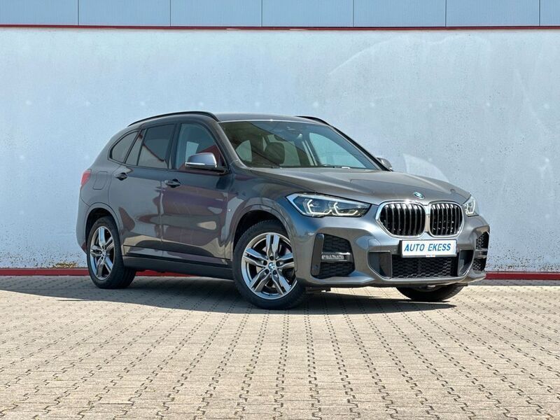 Mineralgrau metallic Gebraucht 2022 BMW X1 M Sport SUV | 25.999 € (Fairer Preis) - Bild 1/4