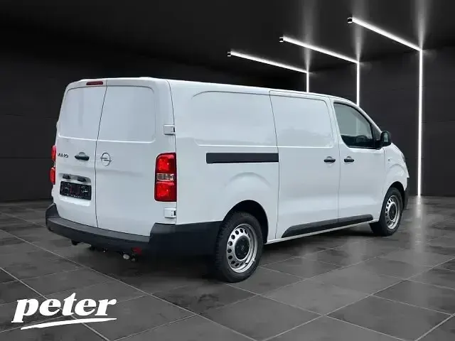Gebraucht Opel Vivaro 144 PS (105 kW) 2025 Weiss Van / Kleinbus