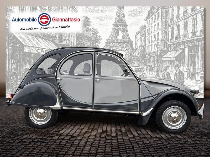 Grau Gebraucht 1988 Citroën 2CV Limousine | 21.990 € - Bild 1/4