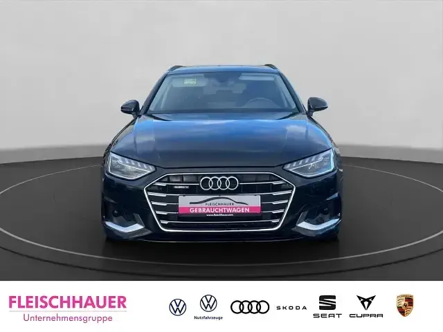 Gebraucht Audi A4 Advanced Plus 265 PS (194 kW) 2023 Schwarz Kombi
