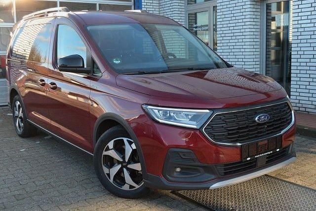 Rot Gebraucht 2024 Ford Grand Tourneo Connect Active Van / Kleinbus | 31.475 € (Guter Preis) - Bild 1/4