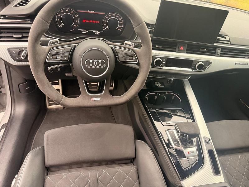 Gebraucht Audi RS4 Ambiente 450 PS (330 kW) 2022 Grau Kombi