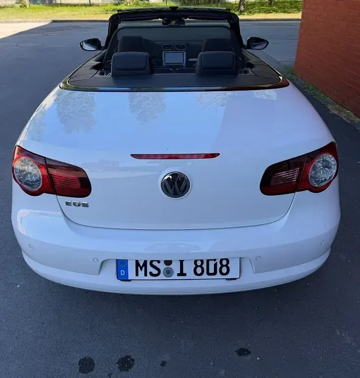 Usata VW Eos 122 CV (89 kW) 2010 Bianco Cabrio