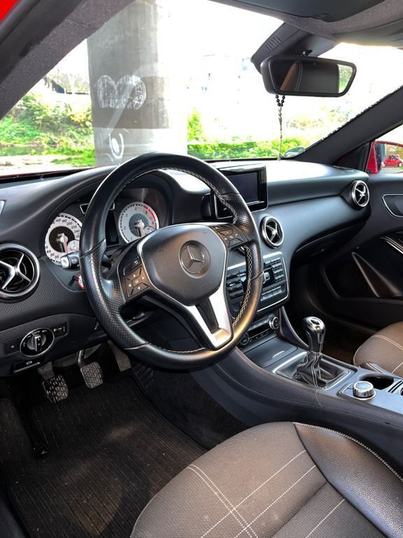 Gebraucht 2013 Mercedes A200 Limousine | 8.800 € (Guter Preis) - Bild 1/4