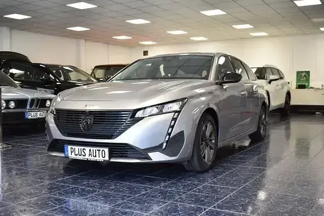Gebraucht Peugeot 308 SW Active 131 PS (96 kW) 2022 Grau artense Kombi