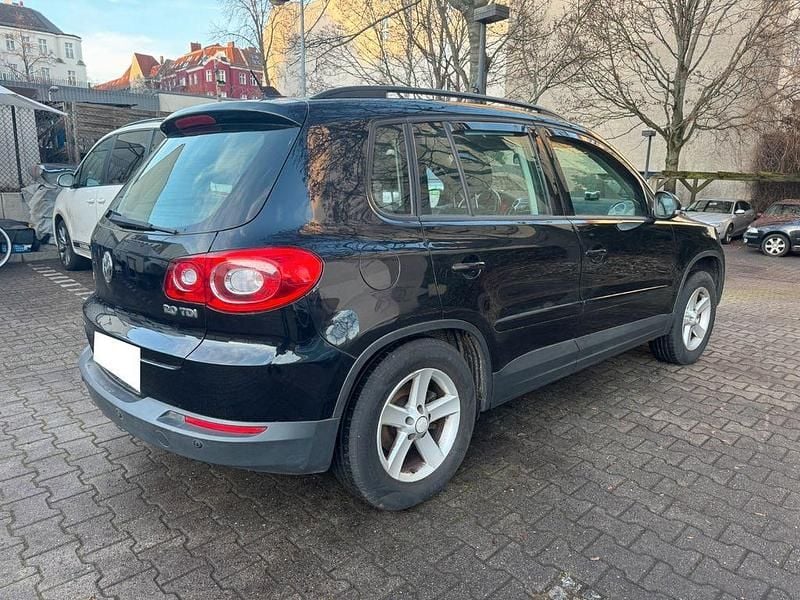 Gebraucht VW Tiguan Track & Field 140 PS (102 kW) 2008 Schwarz SUV
