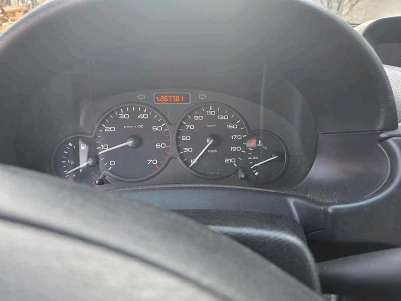 Gebraucht Citroën Berlingo 90 PS (66 kW) 2007 Weiß Van / Kleinbus