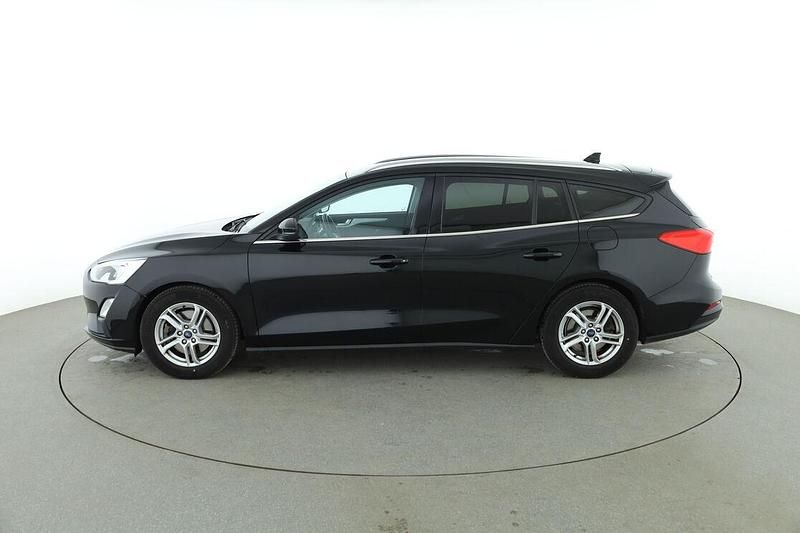 Gebraucht Ford Focus Cool & Connect 101 PS (74 kW) 2019 Schwarz Kombi
