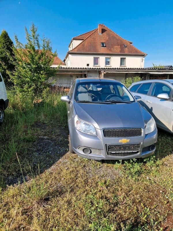 Grau Gebraucht 2008 Chevrolet Aveo Kleinwagen | 800 € (Superpreis) - Bild 1/4