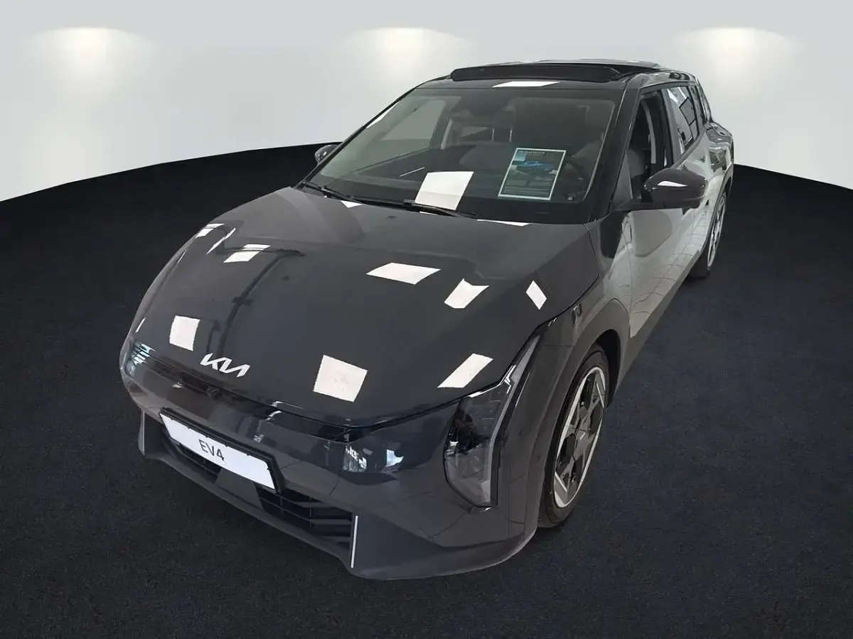 Neu Kia EV4 Earth 150 kW (204 PS) 2025 Grau Limousine