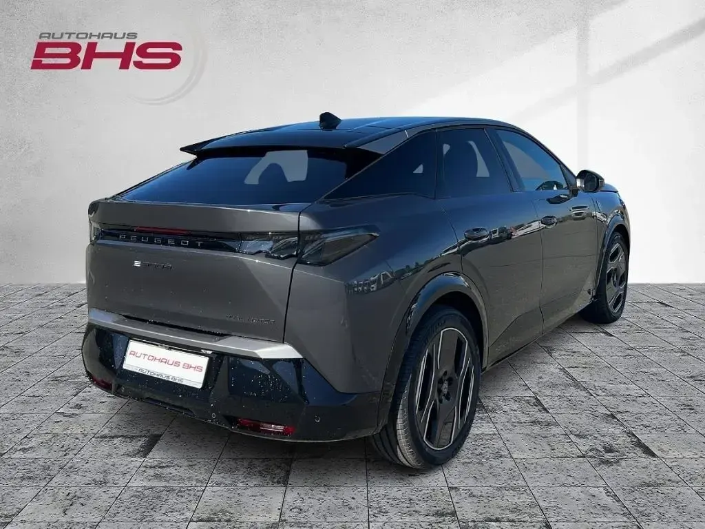 Gebraucht Peugeot e-3008 239 kW (325 PS) 2025 Titan grau (metallic) SUV