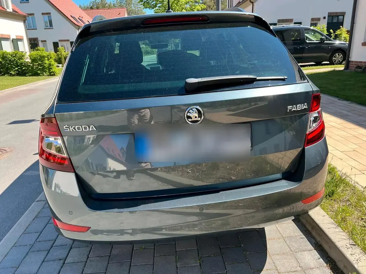 Gebraucht Skoda Fabia Style 95 PS (69 kW) 2019 Grau Kleinwagen