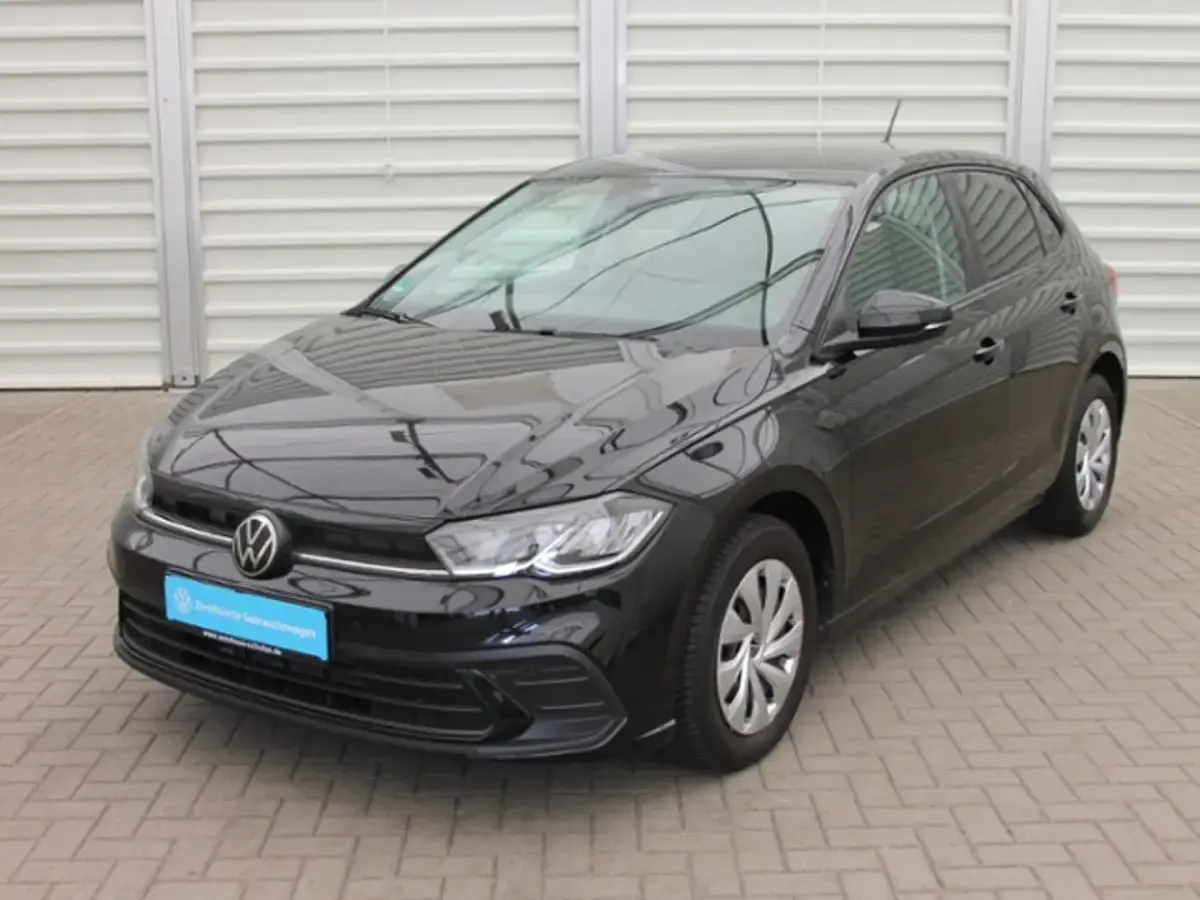 Gebraucht VW Polo Life 95 PS (69 kW) 2022 Schwarz Kleinwagen