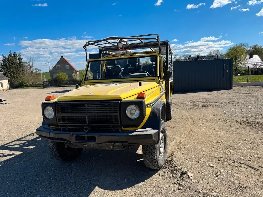 Gebraucht Mercedes G290 84 PS (61 kW) 1999 Gelb SUV