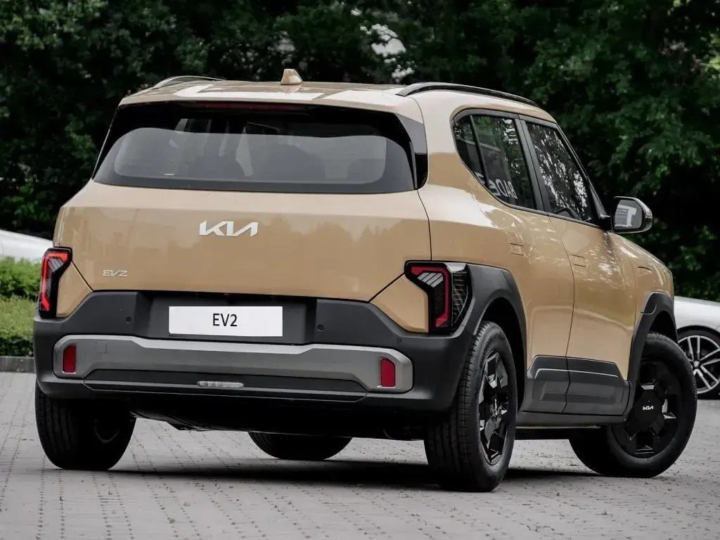 Neu Kia EV2 Earth 106 kW (145 PS) 2026 Gelb SUV