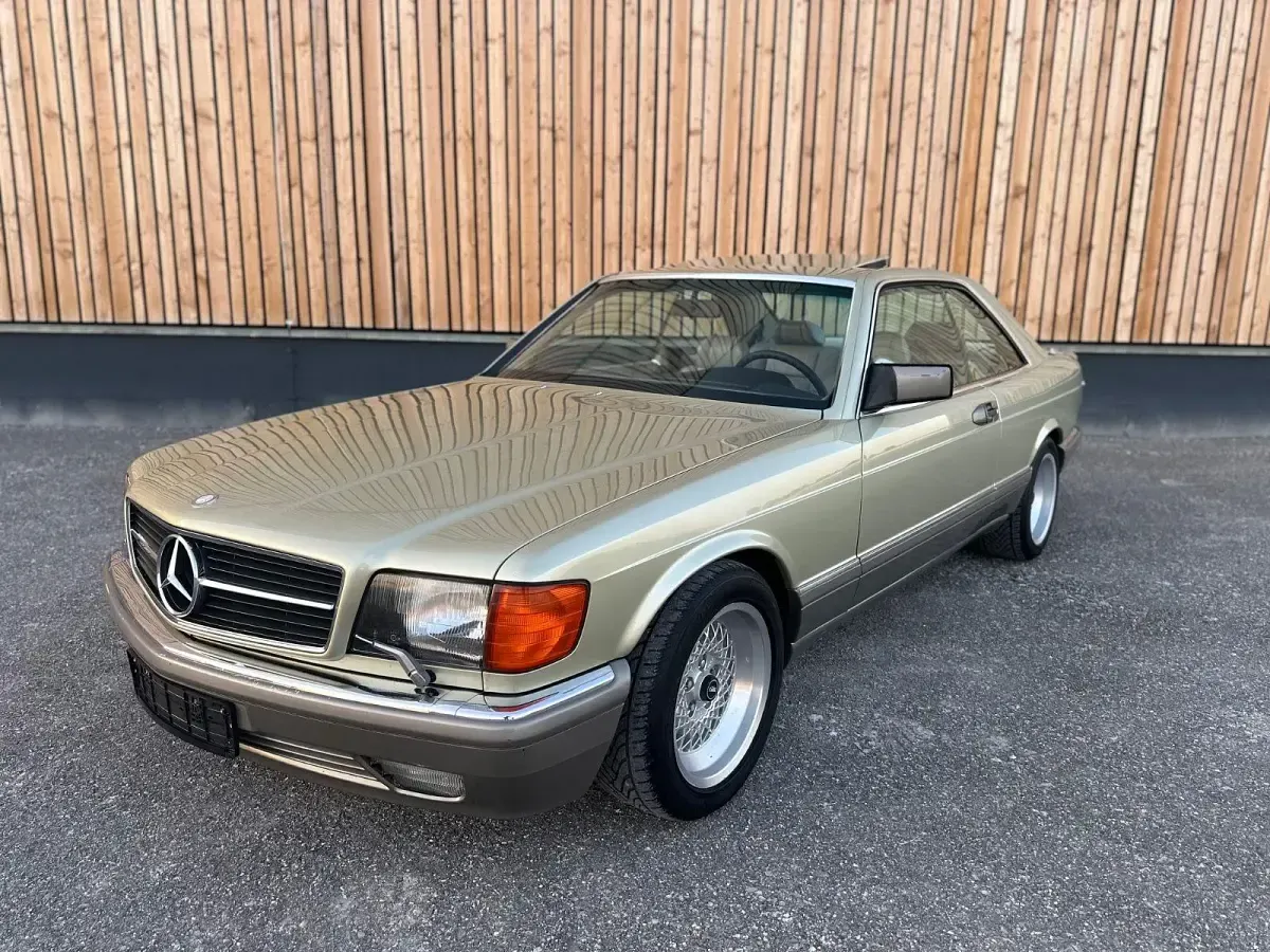 Gebraucht Mercedes 500 333 PS (244 kW) 1986 Grün Coupé