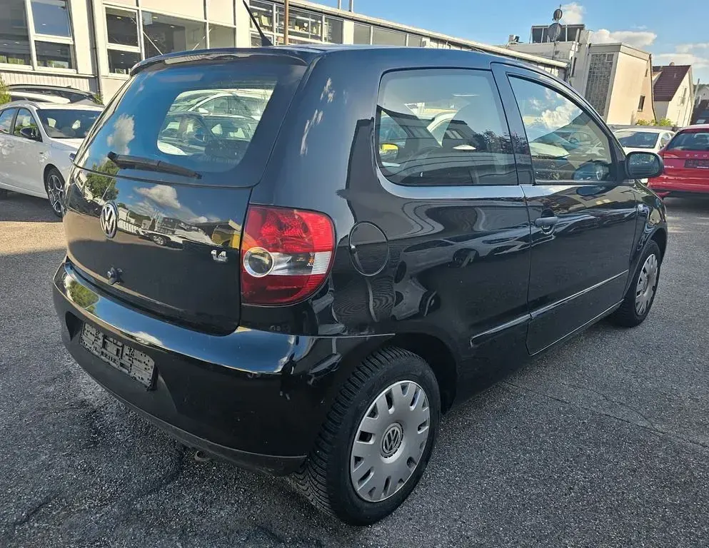 Brugt VW Fox 75 HK (55 kW) 2009 Grå Hatchback