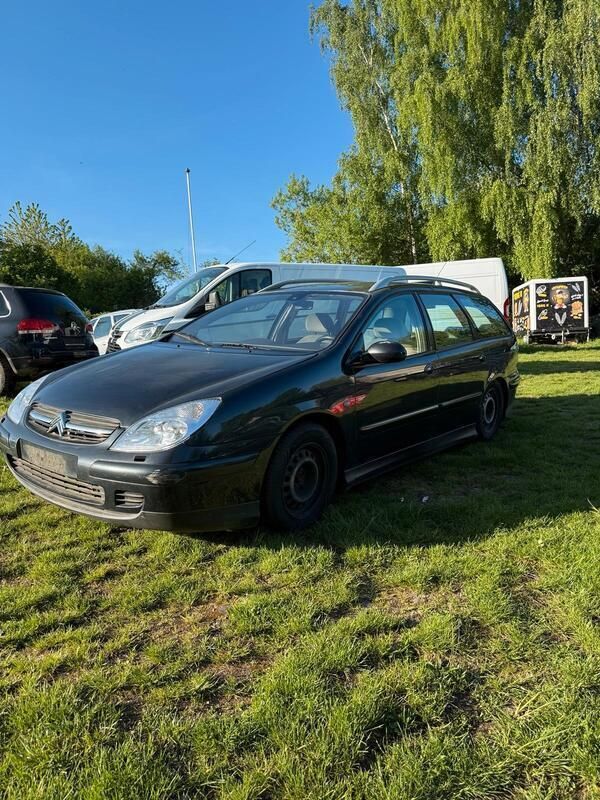 Schwarz Gebraucht 2004 Citroën C5 Kombi | 300 € (Guter Preis) - Bild 1/4