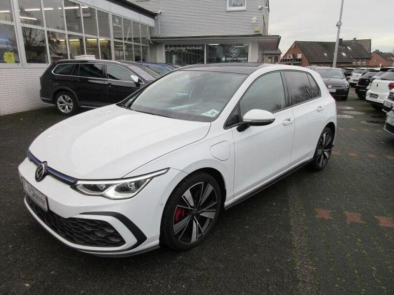Gebraucht VW Golf VII GTE 204 PS (150 kW) 2021 Weiss Kleinwagen