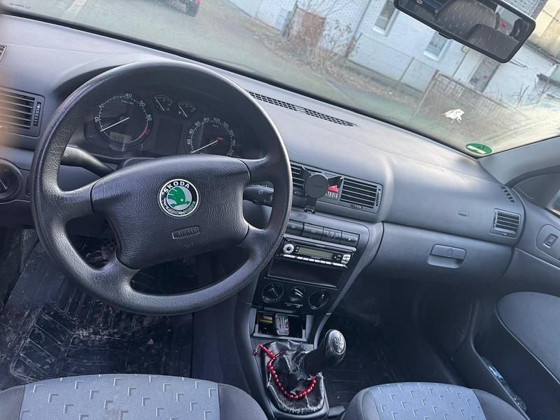 Gebraucht Skoda Octavia 102 PS (75 kW) 2001 Blau Kombi